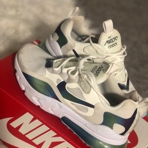 Nike Air Max 270 React 20 (GS)